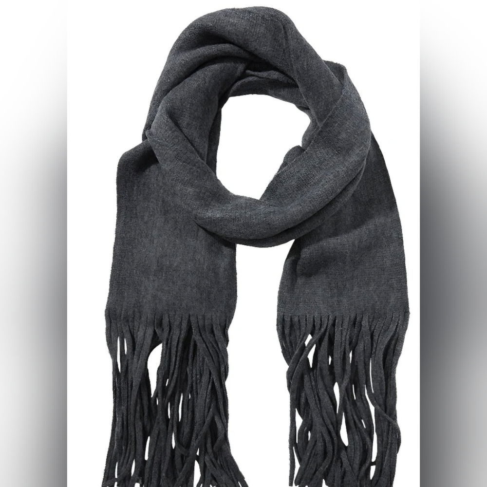 Lucky Brand grey scarf